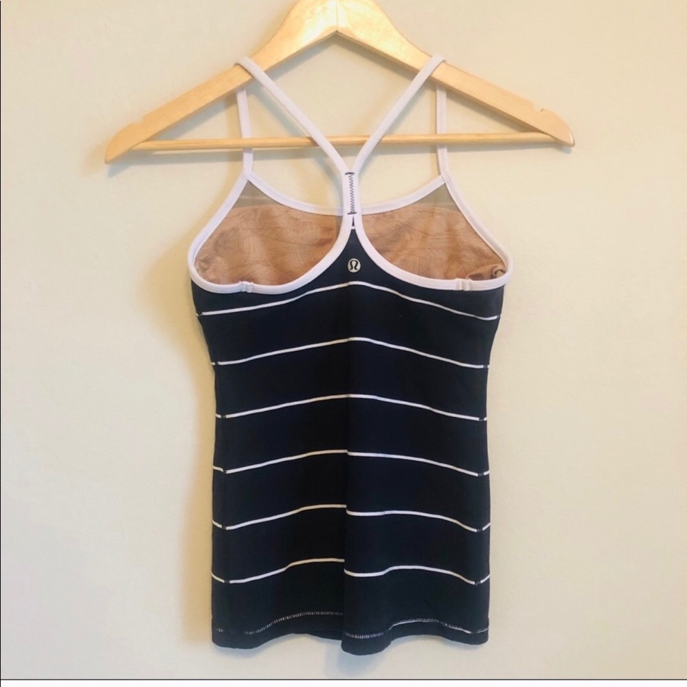 Lululemon Y back tank - Picture 2 of 3